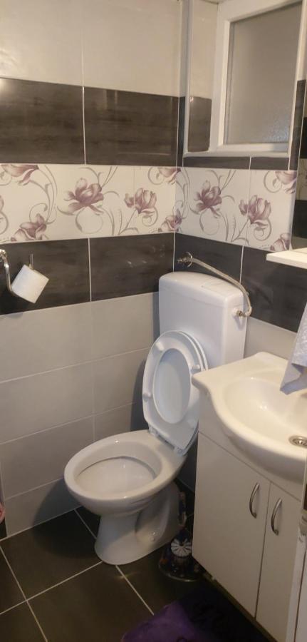 Apartman Andrea 4 Banja Luka Rum bild