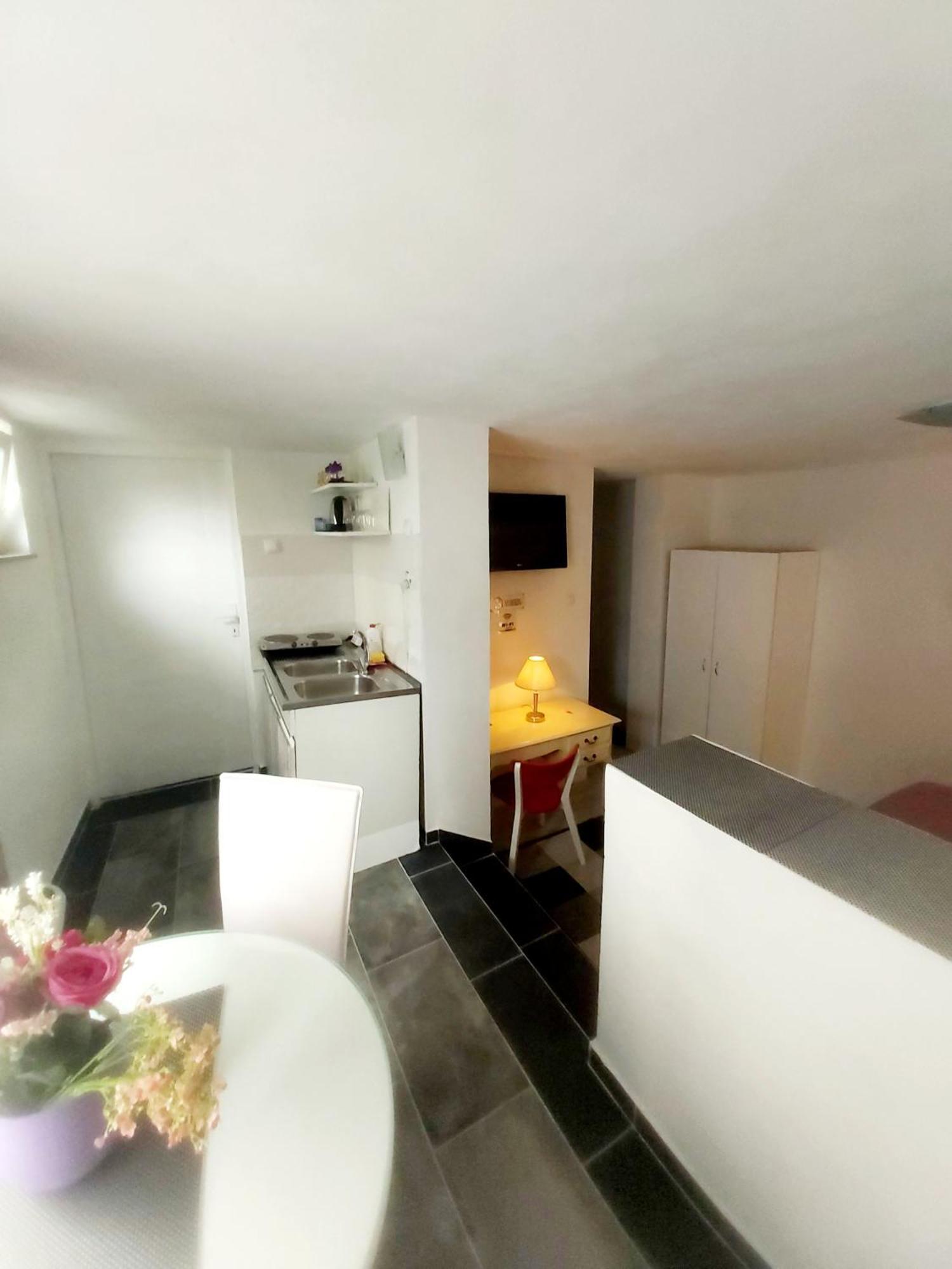 Apartman Andrea 4 Banja Luka Rum bild